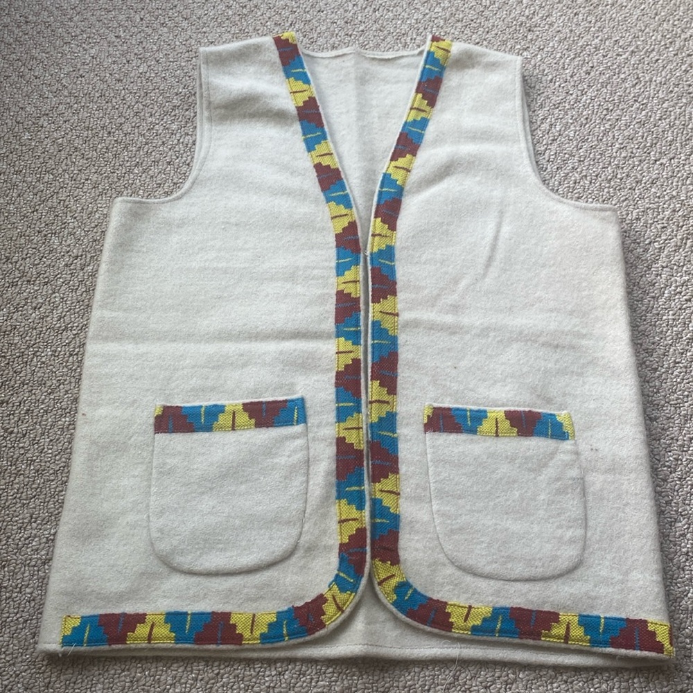 Bhuttico Handwoven Purewool Vest‎